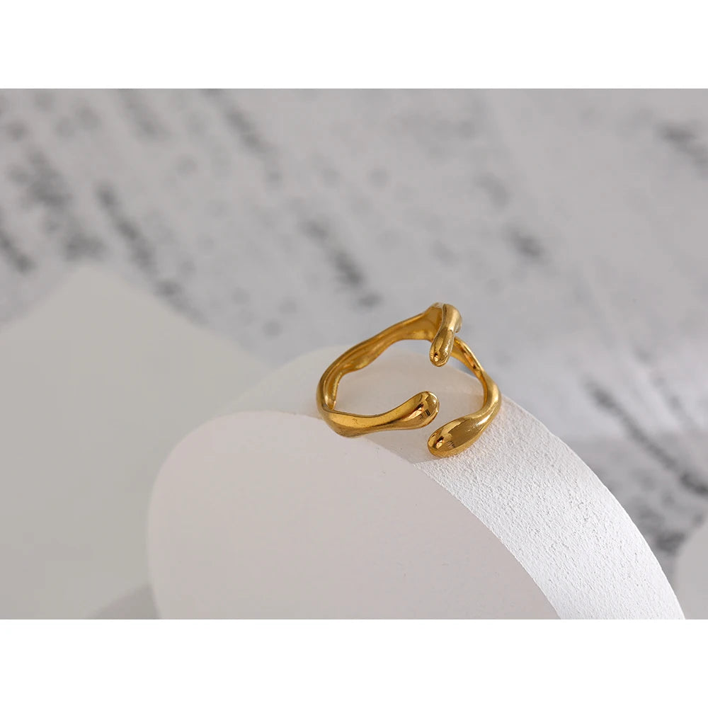 Madelyn Ring