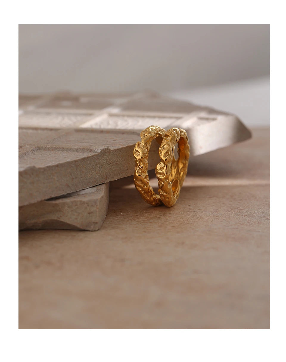 Scarlett Ring