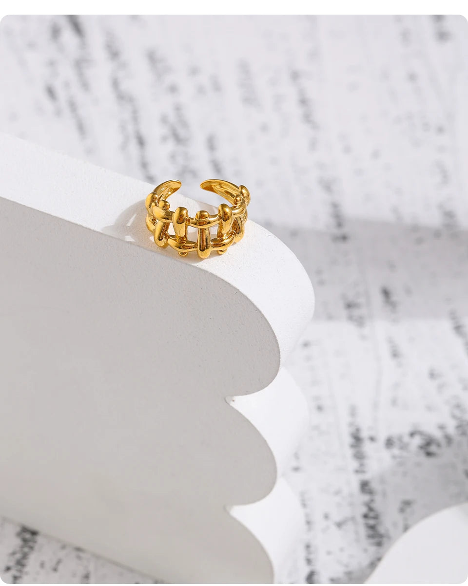 Mila Ring