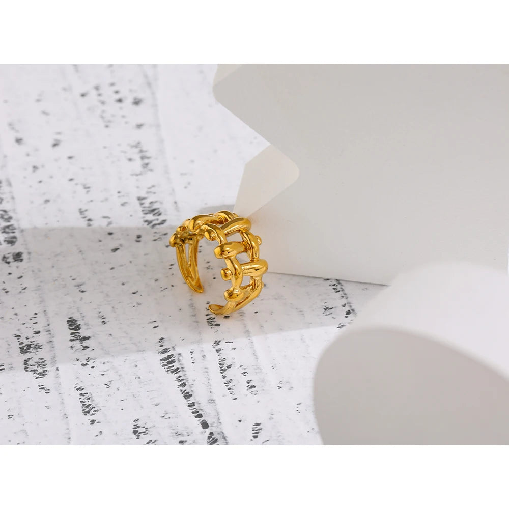 Mila Ring