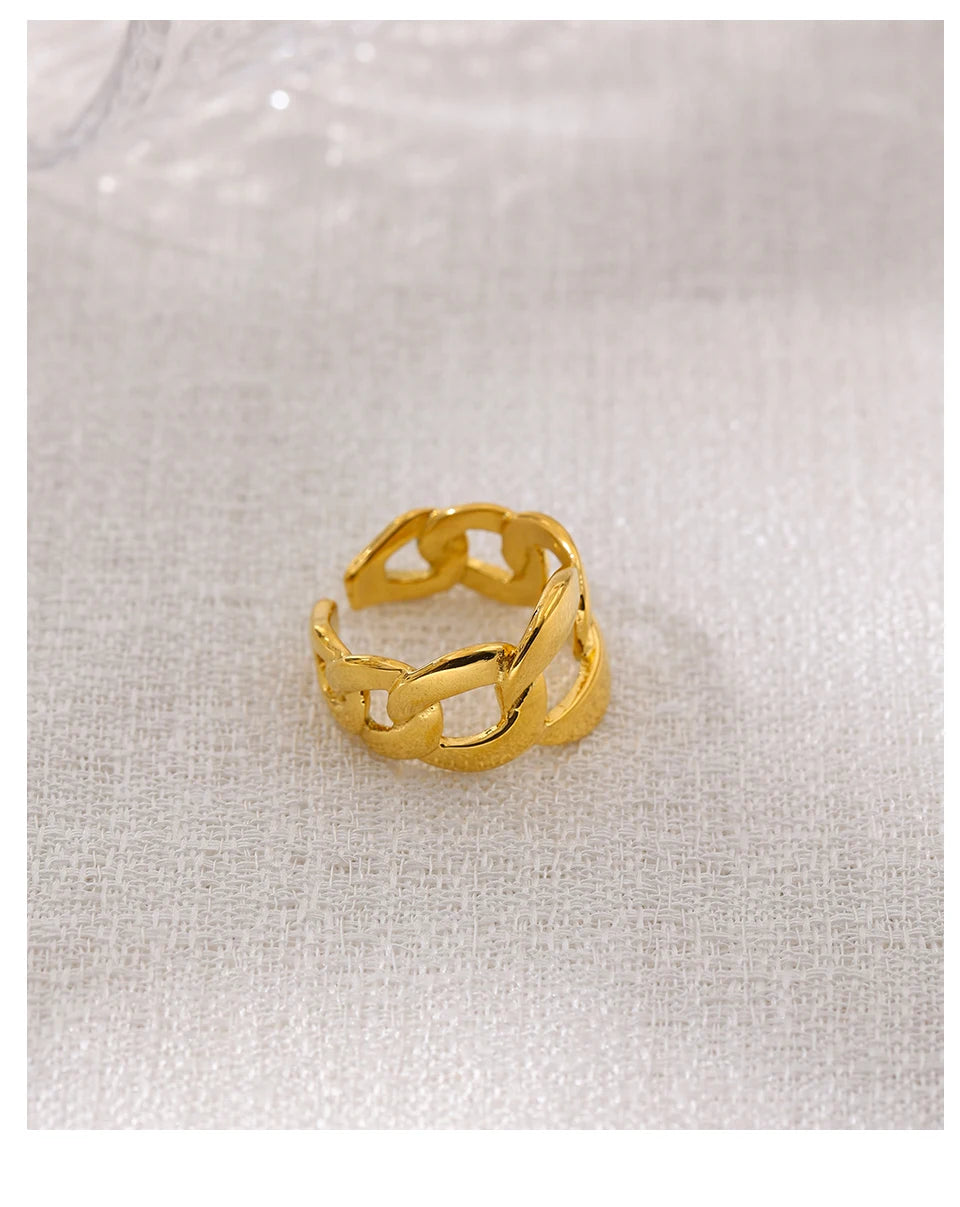 Cecilia Ring