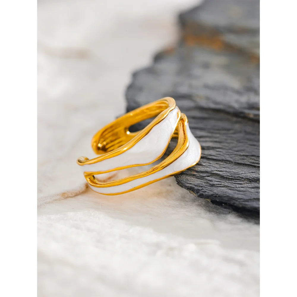 Charlotte Ring