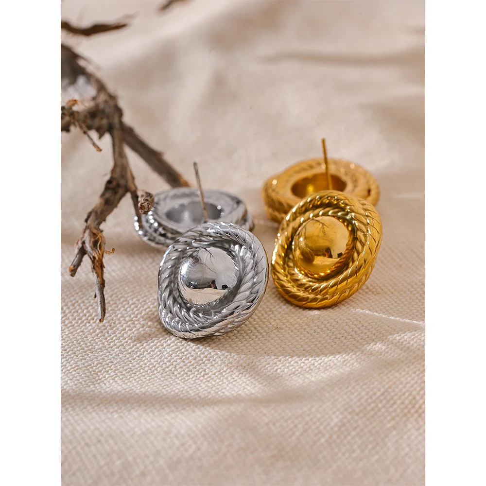 Rowan Earring