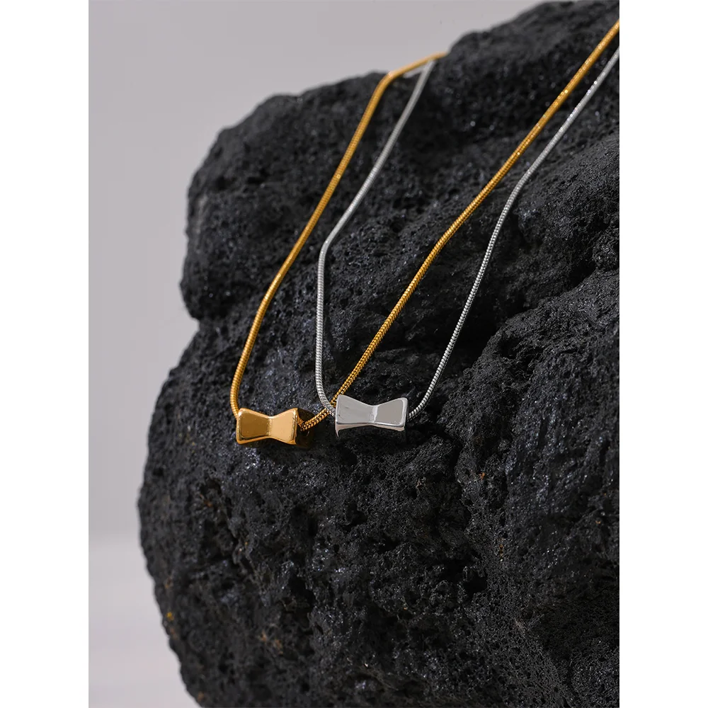 Leilani Necklace