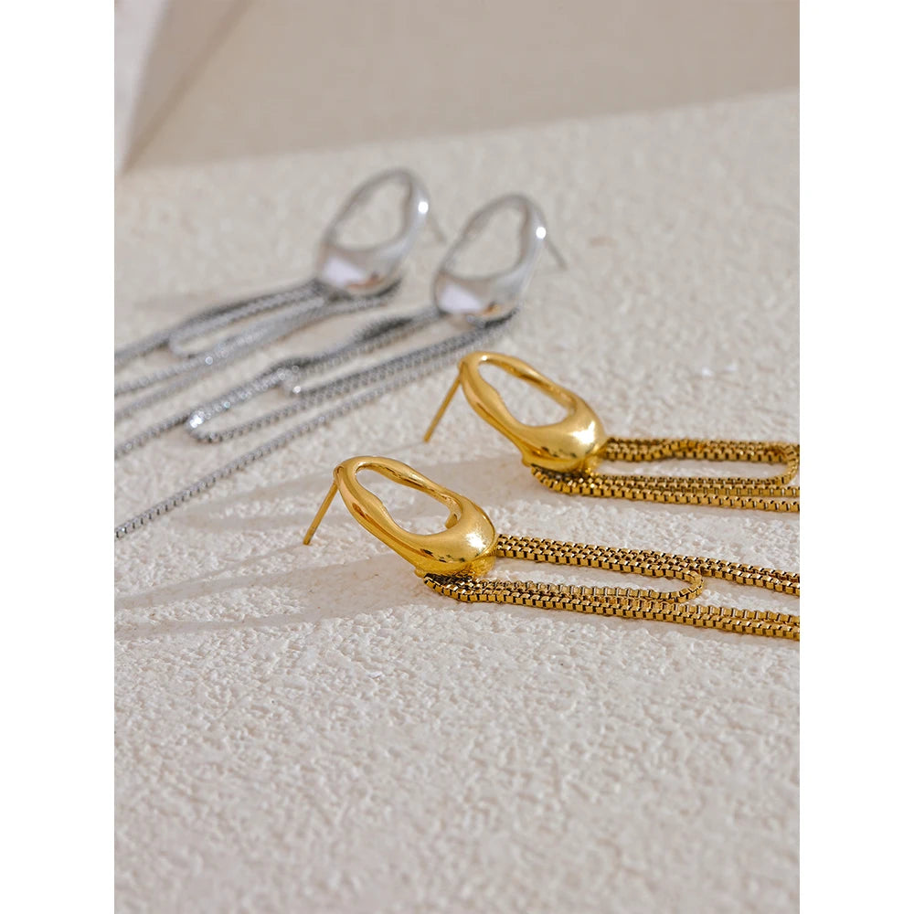 Noelle Earring