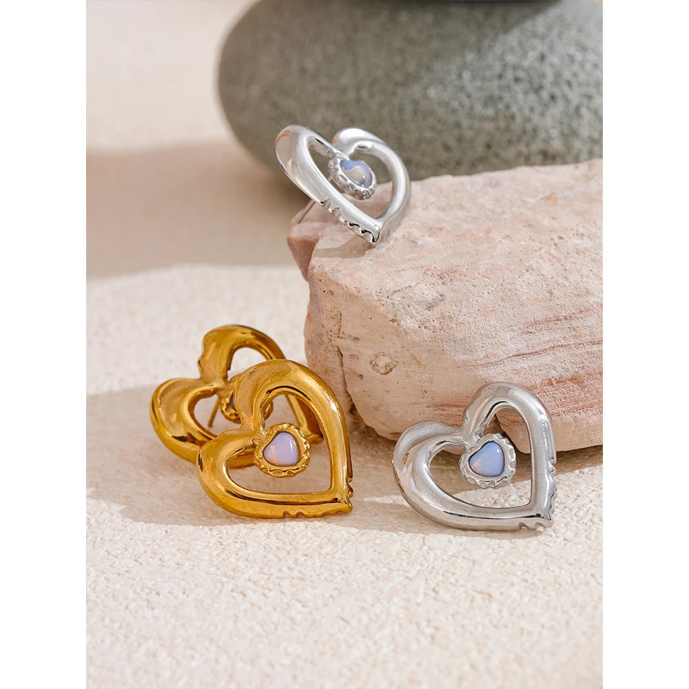 Mary Earring