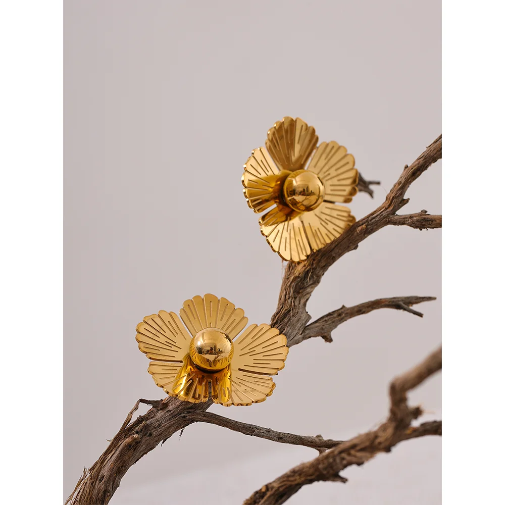 Sage Earring