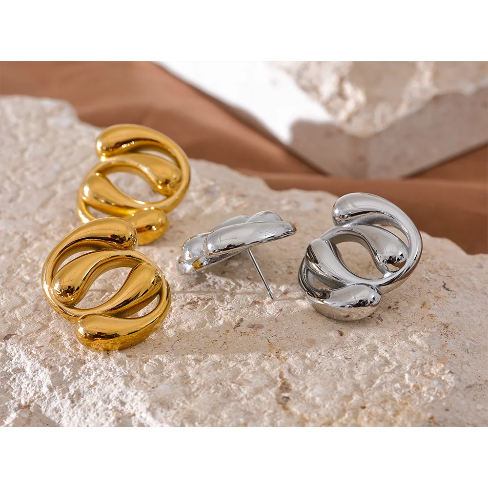 Sloane Earring