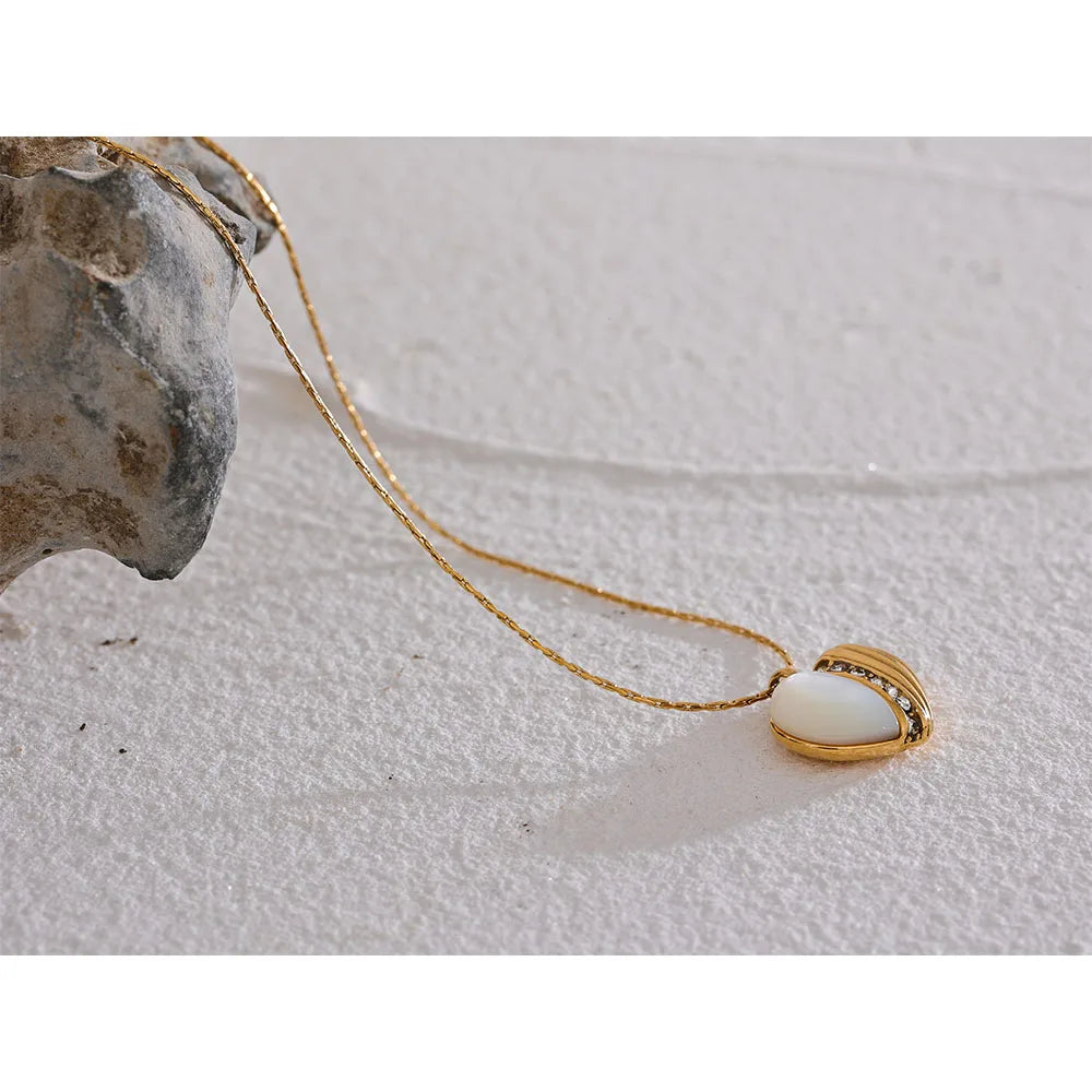 Maeve Necklace