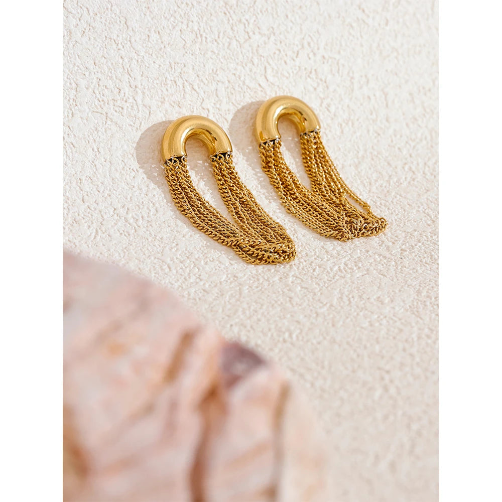 Molly Earring
