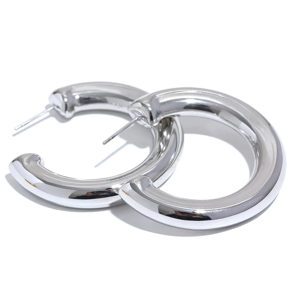 Delaney Earring