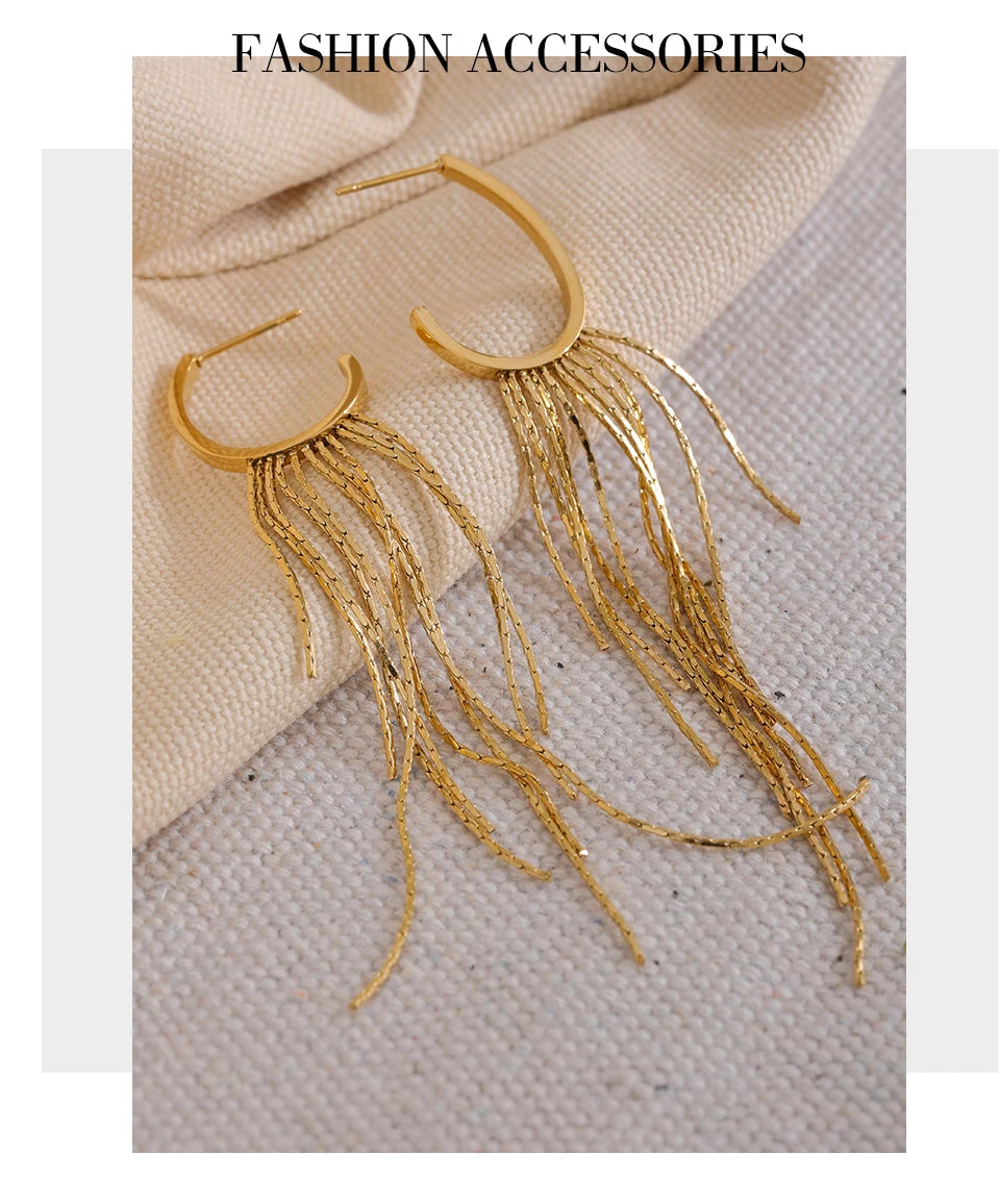 Saylor Earring