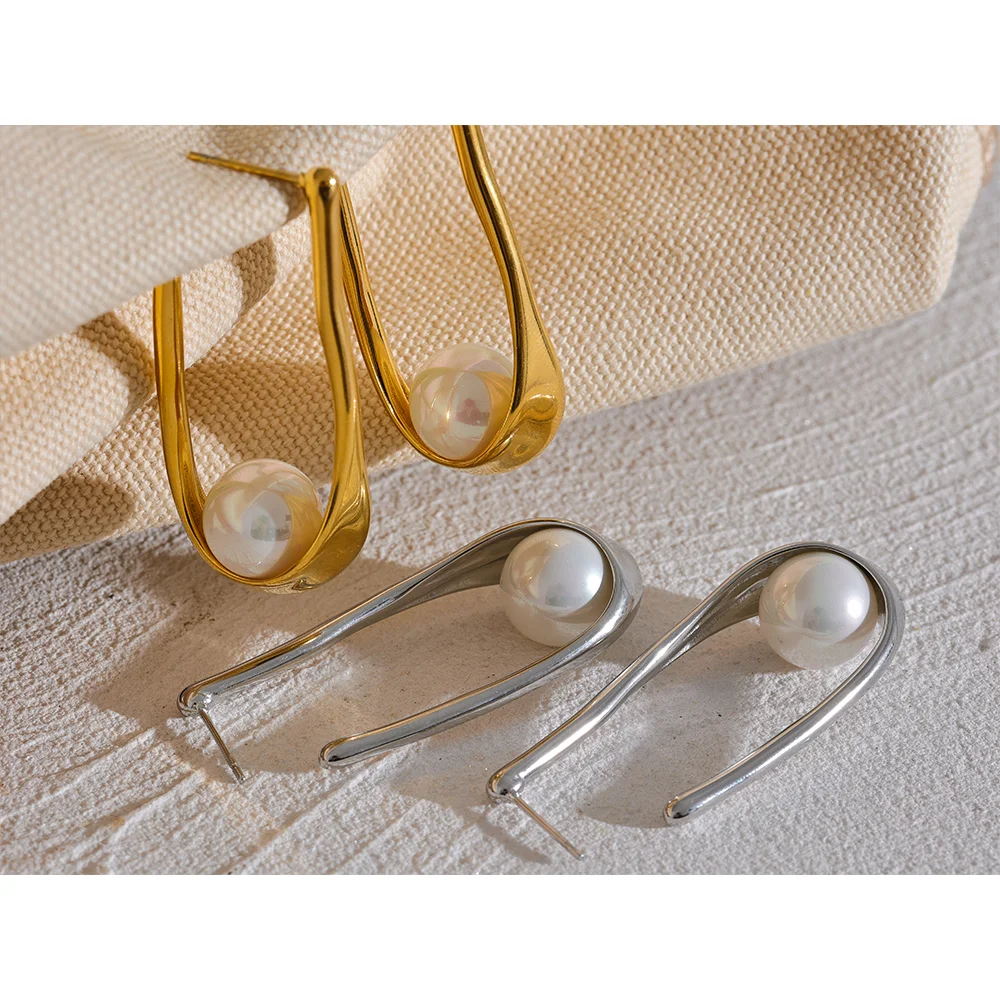 Diana Earring