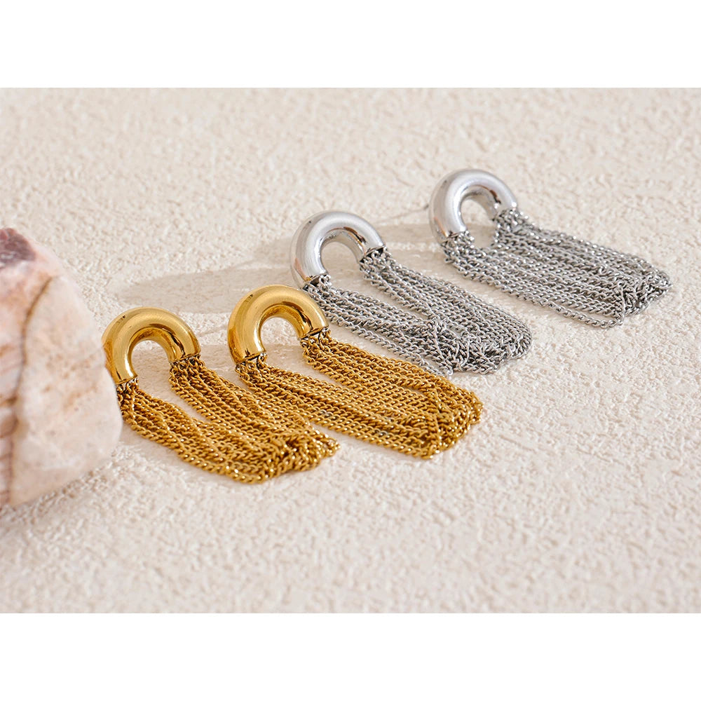 Molly Earring