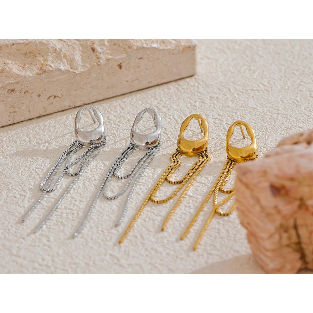 Noelle Earring