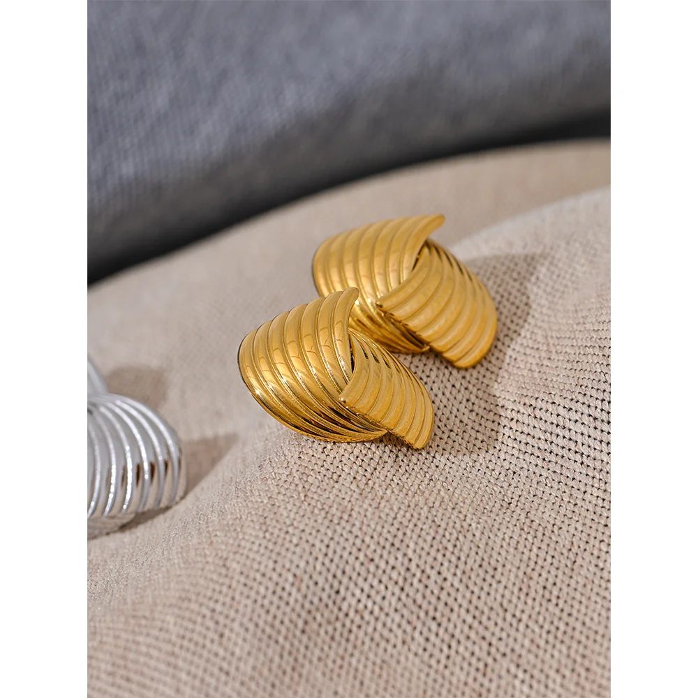 Vivienne Earring