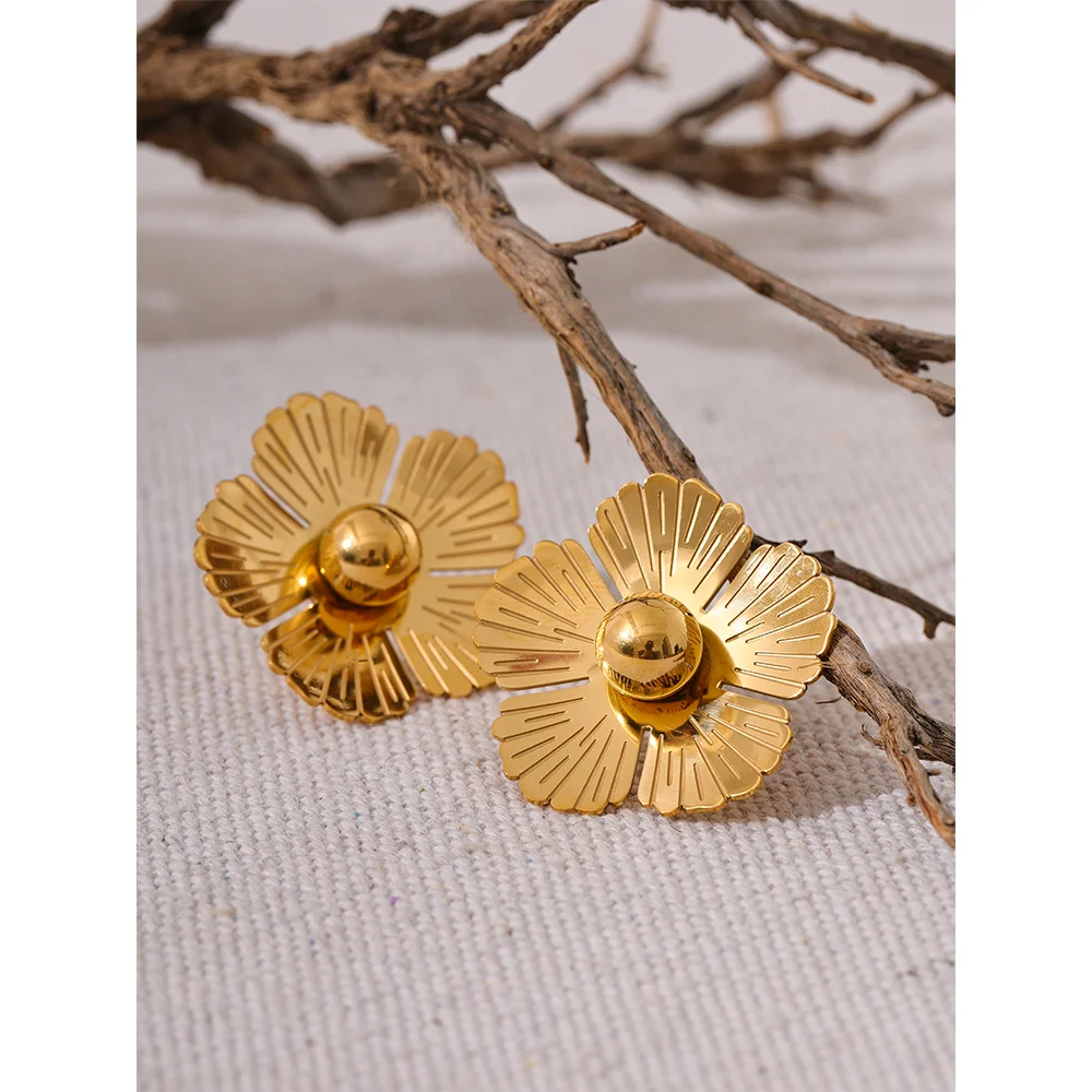 Sage Earring