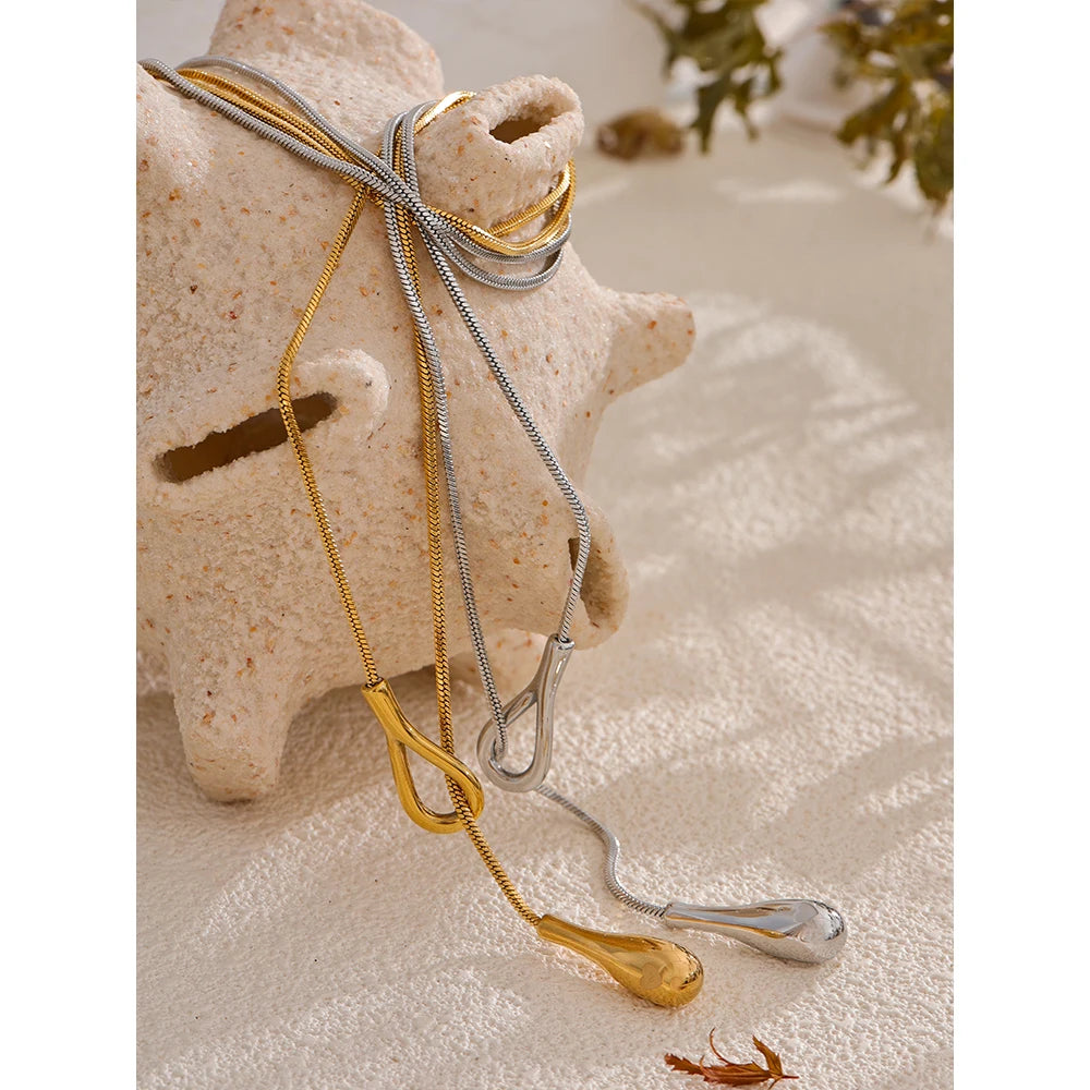 Joanne Necklace