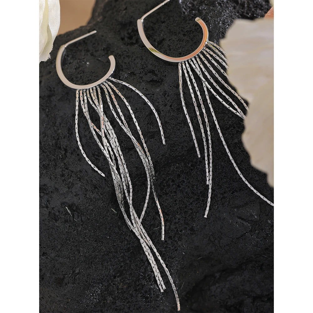 Saylor Earring