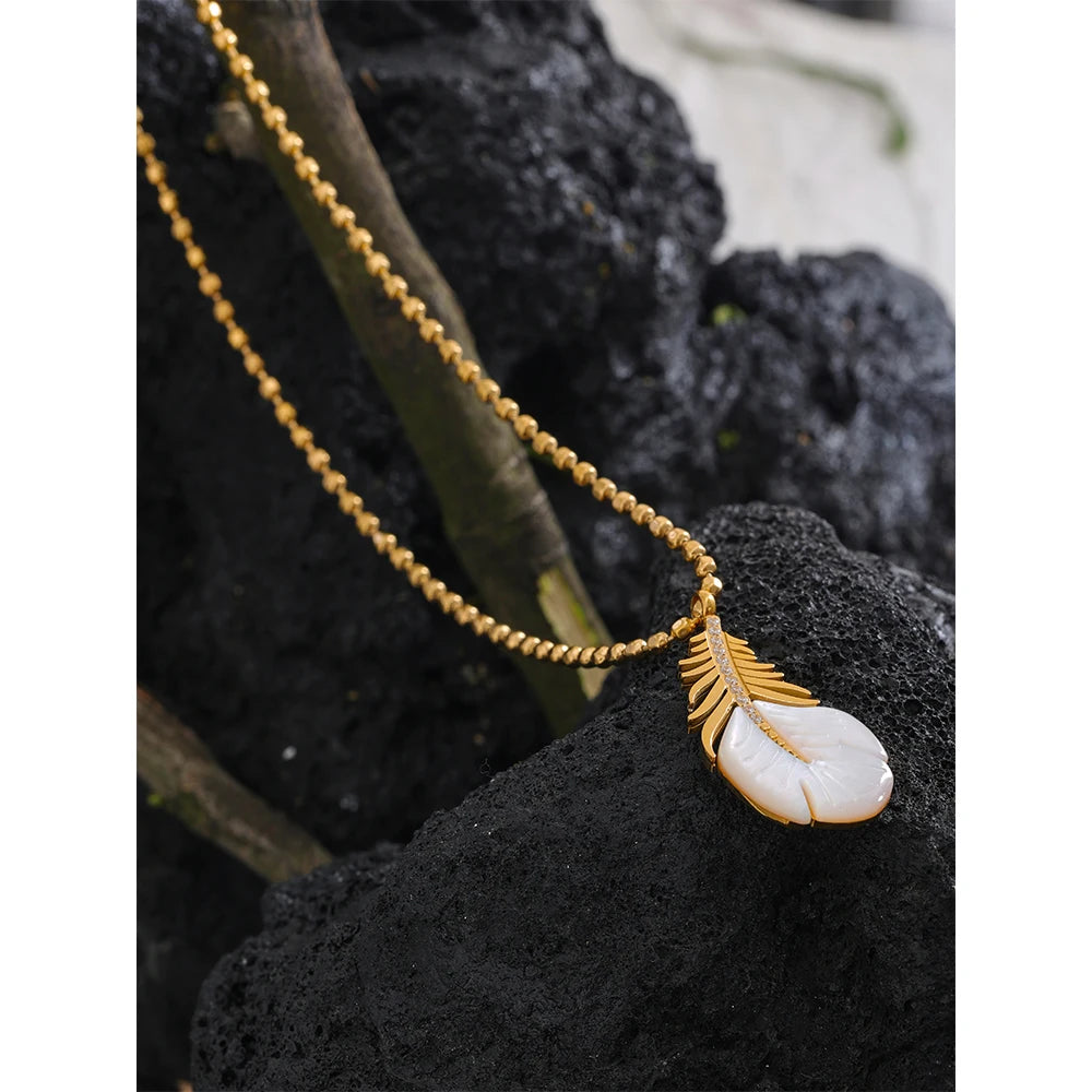 Vivian Necklace