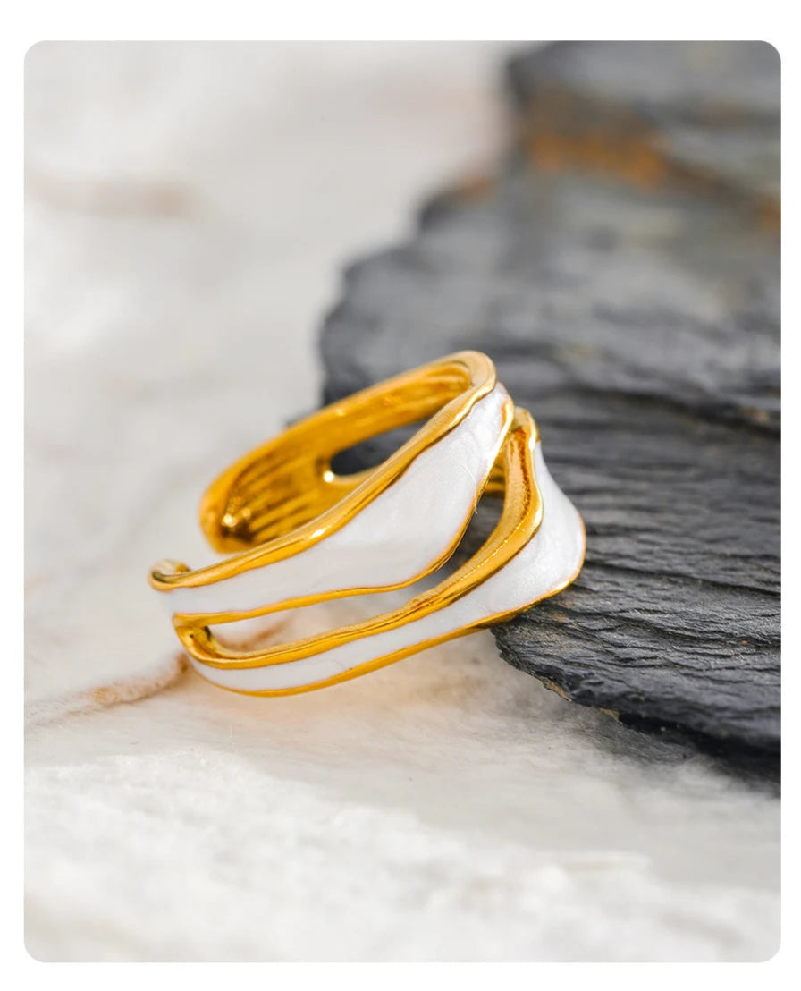 Charlotte Ring