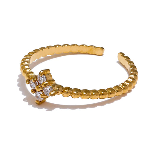 Claire Ring